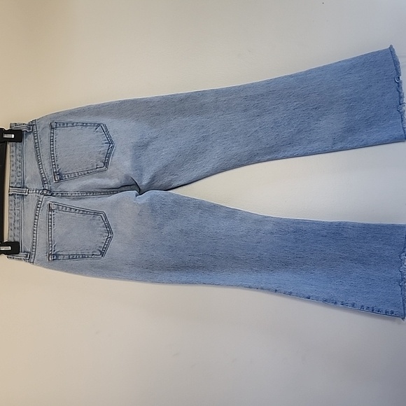 Reformation Mid-Rise Crop Flare Jeans In Sky Blue Size 25 - Picture 12 of 14